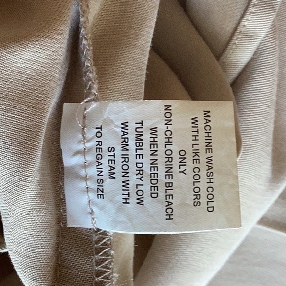 COPY - NWT Monteray Bay Appleseed’s tan loose fitting tunic top 3/4 sleeves siz… - Picture 13 of 13